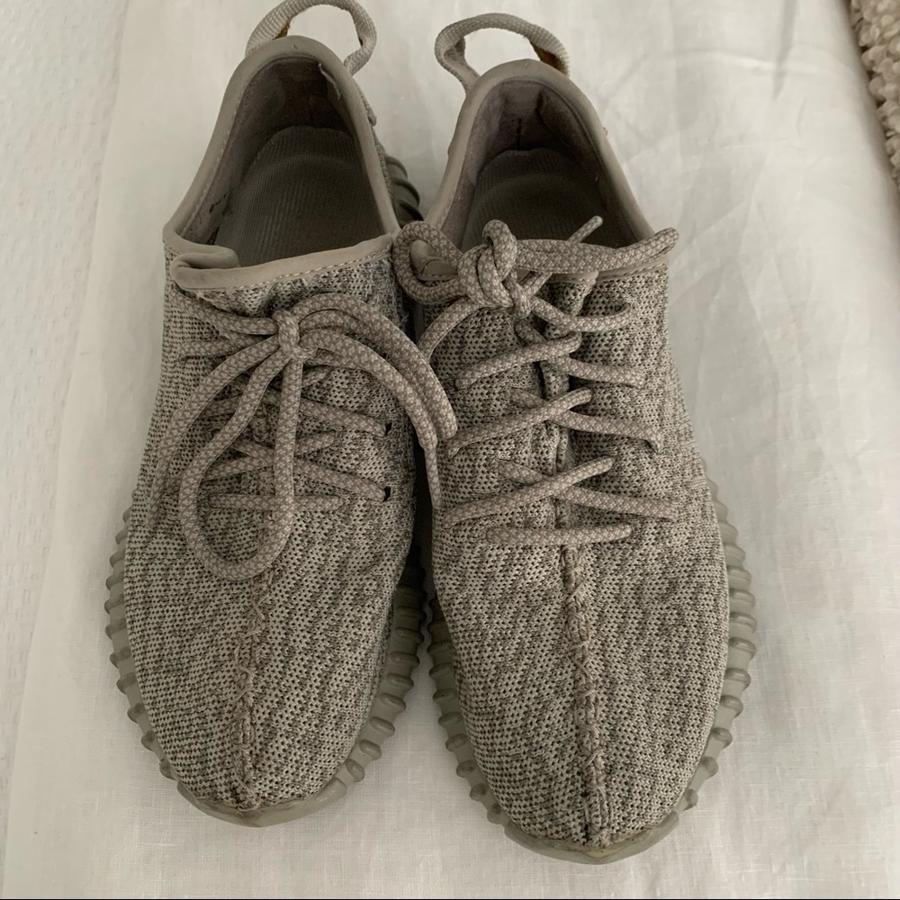 Authentic Yeezy Boost 350 Moonrock Size Men’s 5.5 Women’s 6.5-7